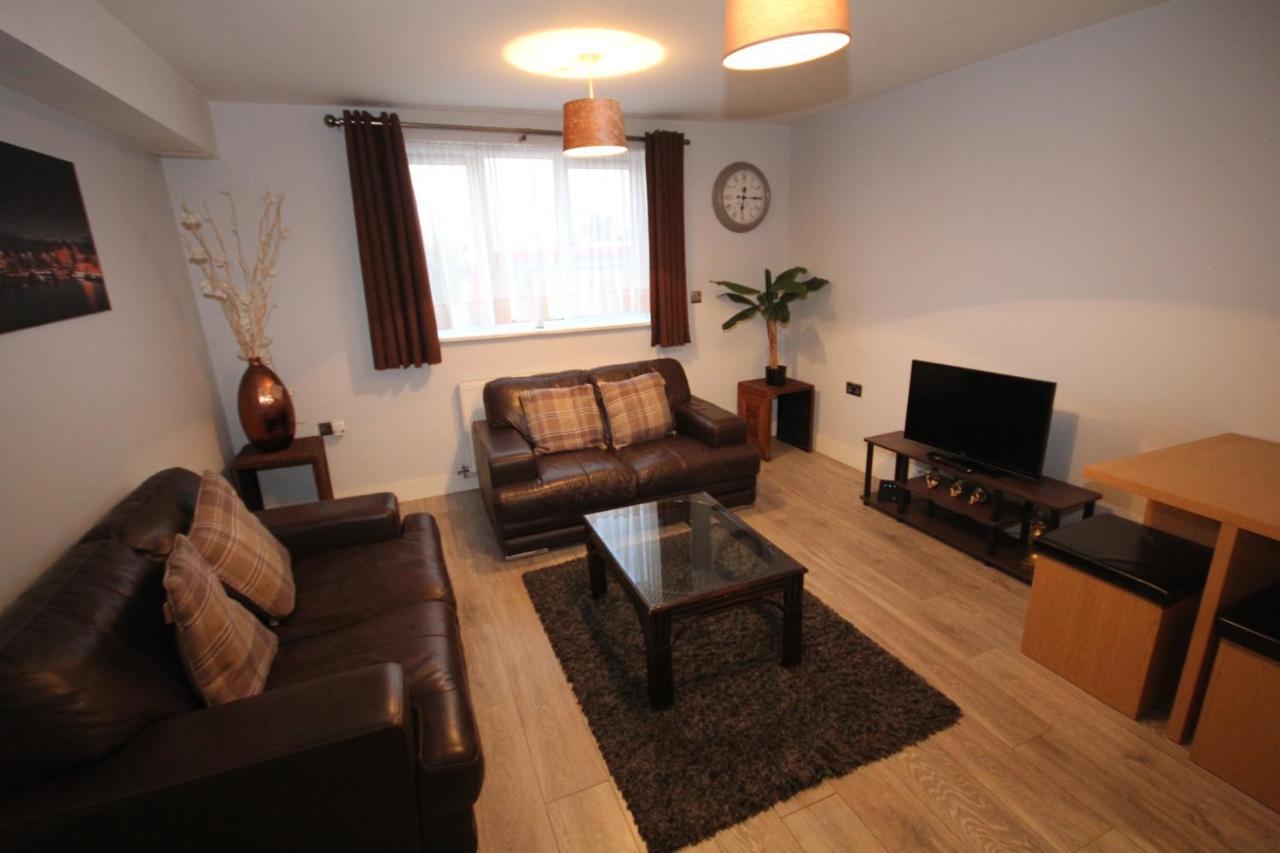 Holden Court Apartments - Apt 3 West Drayton  Bagian luar foto