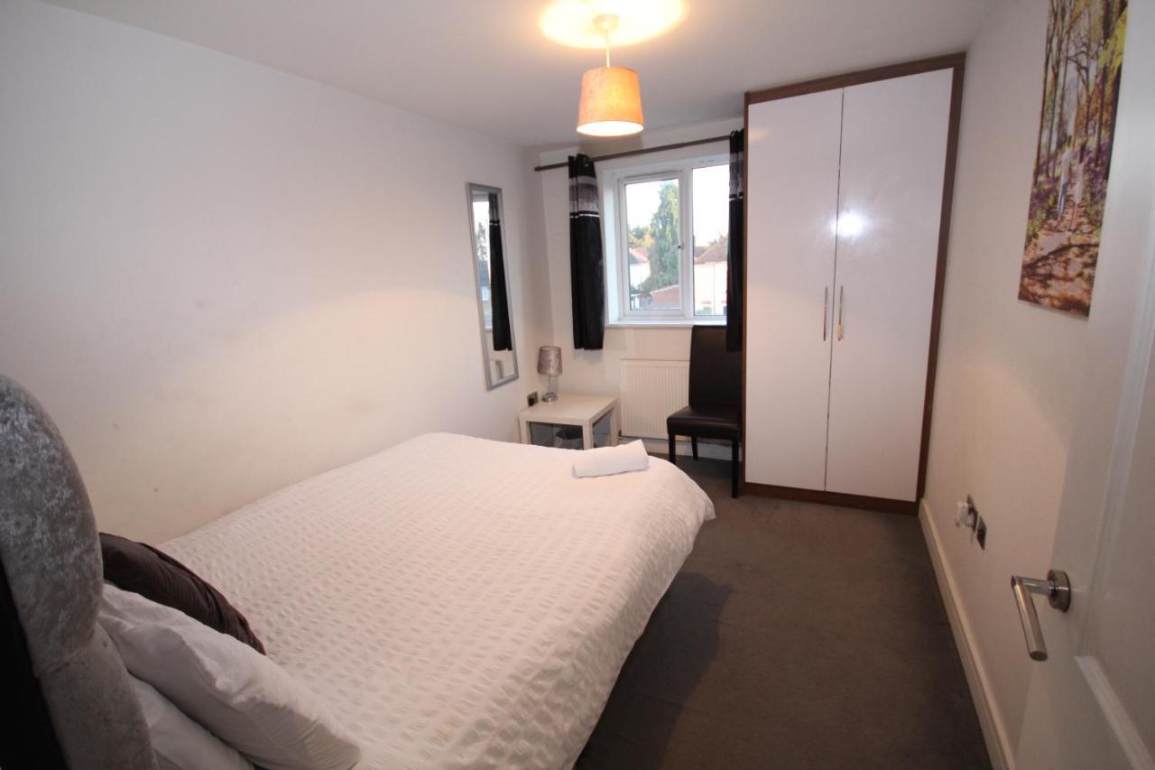 Holden Court Apartments - Apt 3 West Drayton  Bagian luar foto