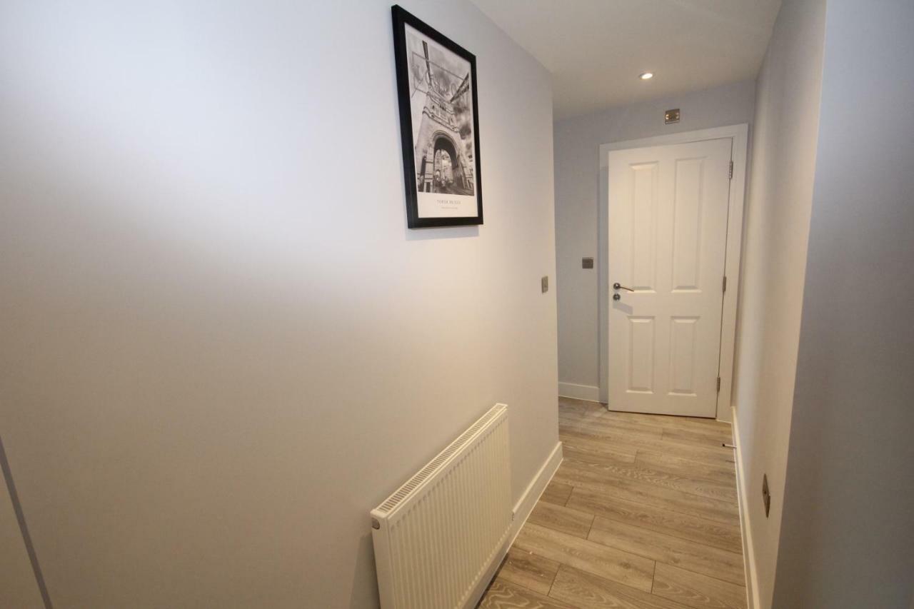 Holden Court Apartments - Apt 3 West Drayton  Bagian luar foto